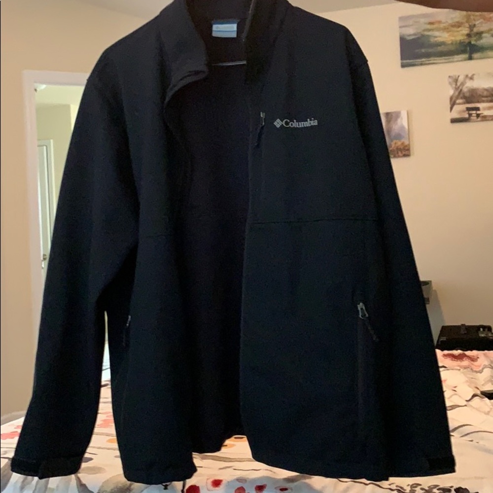 Men’s large Columbia black jacket